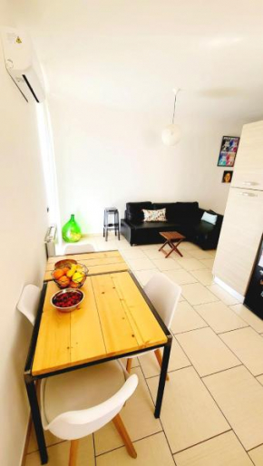 2 bedrooms appartement with furnished balcony and wifi at Formia 1 km away from the beach